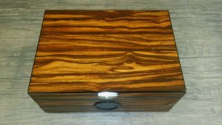 Humidor Model Vhud709 But In