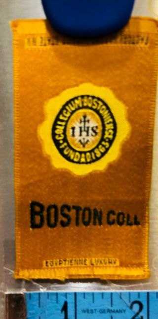 Boston College - - Tobacco Silk (1910)