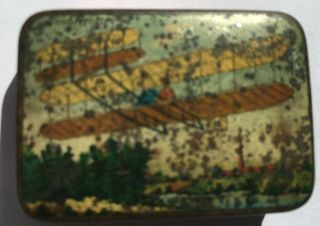 Early Aviation Tin Box C.  1908 Showing The Wright Flyer Airborne.  Coloured Metal