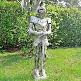 Knight In Shining Armor Statue Pressed Aluminum Tin 4.  5 Feet Tall Mexico 1987