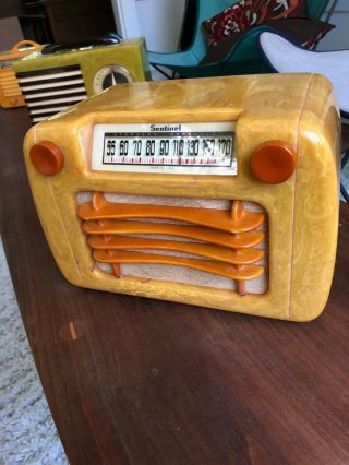 1945 Sentinel Model 284 Bakelite Catalin Radio