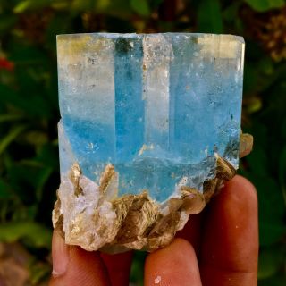 WoW 1234 C.  T Top Class Damage Terminated Blue Color Aquamarine Crystal 3