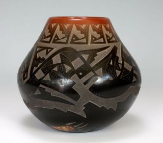 Santa Clara Pueblo Indian Pottery Sgraffito Vase - Sammy Naranjo 2
