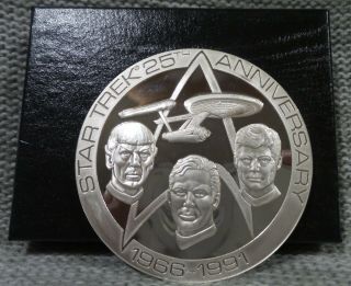 The Official Star Trek 25th Anniversary.  925 Sterling Silver Coin 6.  3 Ounce