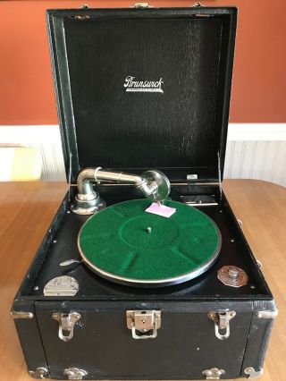 Antique Brunswick Portable Record Player,  Phonograph Model 101 -