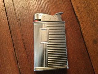 Vintage 2 1/4 " Evans Fuel Silver Tone Lighter / Windshield