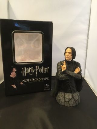 Gentle Giant Harry Potter Professor Snape Collectible Bust figure 2