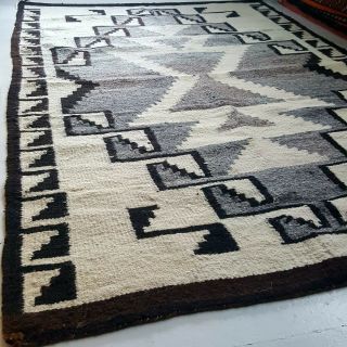 Early Transitional Navajo Blanket / Rug - Stylized Geometric Designs.  3.  5ft×5.  4ft 3