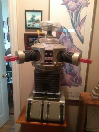 Lost In Space 24 Inch Robot - Rare