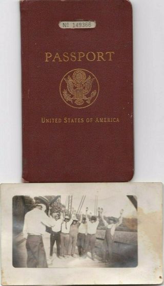Vtg 1929 U.  S.  Department Of State Passport W/photo Of Captured Men Gun Drawn