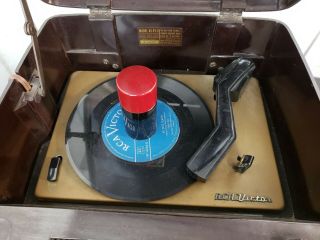 RCA Victor Bakelite Phonograph Record Player Model 45 - EY - 3 2