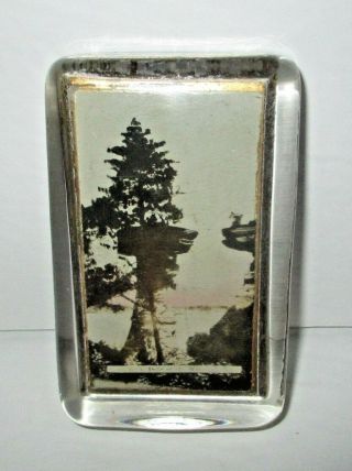 Vtg Dells Of The Wisconsin River Glass Paperweight Chimney Rock Photo Souvenir