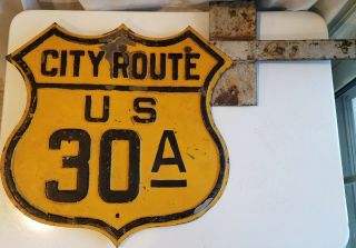 Us 30 Lincoln Highway City Route Road Sign Shield Embossed Metal 16 "
