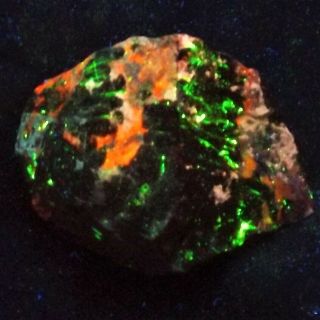 Pectolite,  Prenhite,  Willemite,  Manganaxinite,  Franklin Mine,  Franklin,  Nj