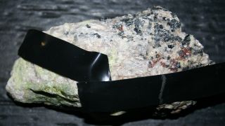 Hardystonite,  willemite fluorescent minerals,  Franklin,  NJ 3