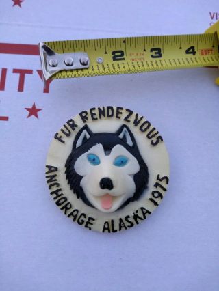 Fur Rendezvous 1975 Pin Button Pinback Rondy Alaska Anchorage Dog Race Vintage