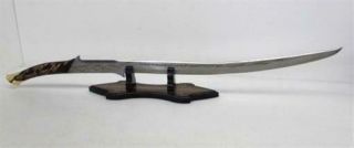 United Cutlery Lord Of The Rings " Hadhafang " 38.  5 " Sword Of Arwen,  Stand Uc1298