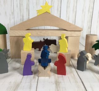 Vintage T.  C.  Timber 44 pc Nativity set Complete w/Box 3