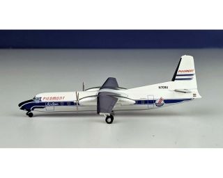 Aeroclassics AC219452 Piedmont Fairchid FH - 227 N709U Diecast 1/200 Model Plane 3