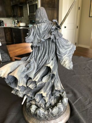 Lord Of The Rings Ringwraith Statue Exclusive Version By Sideshow Collectibles 4