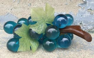 Vintage Retro 1960s Acrylic Lucite Vibrant Blue Grapes Cluster On Painted Wood