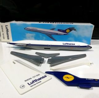 Flight Miniatures Lufthansa Boeing 727 200 1:200 Plastic Model Airplane Flugzeug