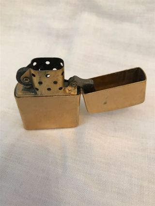 1989 Zippo Lighter Gold Colored Chrome Line Etched. 3