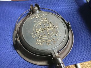 Griswold Cast Iron No 8 Waffle Iron And Base Patt 151 And 152 Erie Usa