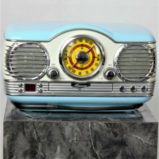Memorex Vintage Retro Style AM/FM Radio CD Player 3