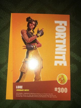 Panini 2019 FORTNITE Series 1 card FOIL Legendary Outfit / 300 Luxe Halo 2