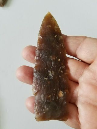 Classic large Scottsbluff lanceolate spearpoint.  Knife river flint,  SD,  4 5/8 in 5