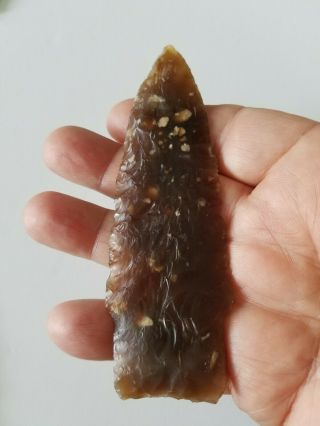 Classic large Scottsbluff lanceolate spearpoint.  Knife river flint,  SD,  4 5/8 in 6