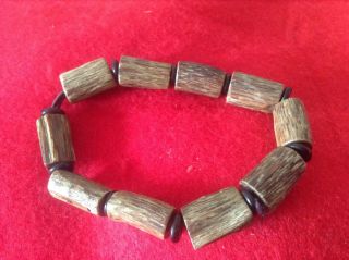 Chinese Aromatic Agarwood Bracelet (9 Grams)