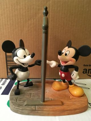 Wdcc Mickey Mouse: Mickey Then And Now (75th Birthday Edition)