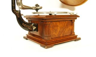 Near 1907 Victor II Phonograph w/Spear Tip Wood Horn Gorgeous 4