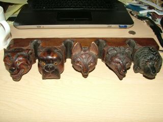 Pipe Rack.  Lovely Hand Carved.  Dogs,  Bear,  Tiger.  4x Pipe.  Glass Eyes.