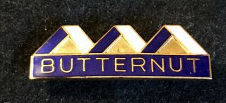 Butternut Vintage Skiing Ski Pin Badge Massachusetts Ma Resort Souvenir Travel