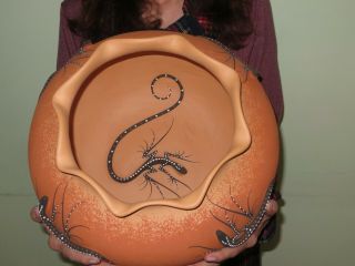 Huge 15 " Zuni Indian Pueblo Lizard Pottery Bowl Cellicion Hand Coiled