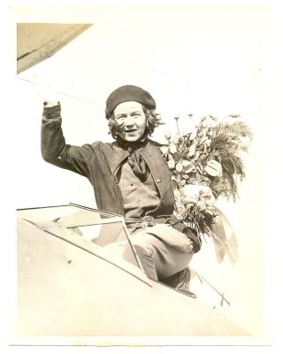 Usa 1934 Aviation (intern.  News Photo) Laura Ingalls - Longest Solo Flight - Vf