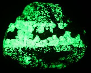 Willemite,  Calcite Fluorescent Minerals Vein W Rhodonite,  Franklin,  Nj