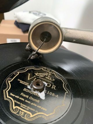 Standard A Phonograph Record with Horn and records 100 6