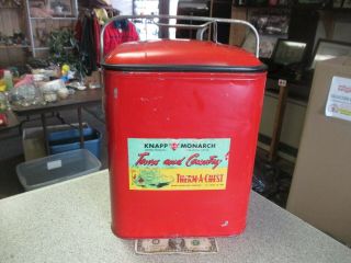 Vintage Knapp Monarch Town And Country Therm A Chest Red Metal Cooler 16 " Tall