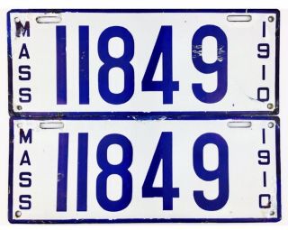 1910 Massachusetts Porcelain License Plate Pair 11849 Plates