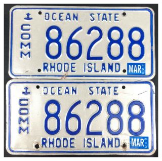 Rhode Island 1993 Commercial Truck License Plate Pair 86288 Massachusetts Made