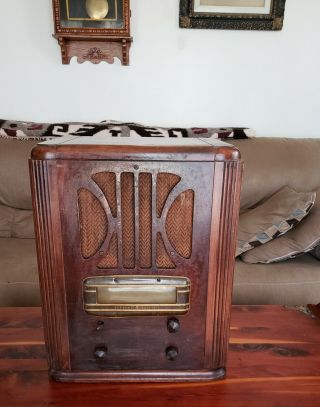 General Electric Tombstone Tabletop Radio Model No.  E - 91 Built In 1936