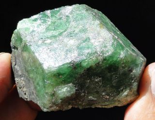854ct Green Grossular TSAVORITE XXL Crystal - Merelani Hills,  Tanzania 7