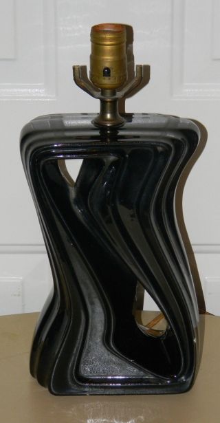 Vintage Mid Century Modern Abstract Sculptural Black Ceramic Table Lamp Light