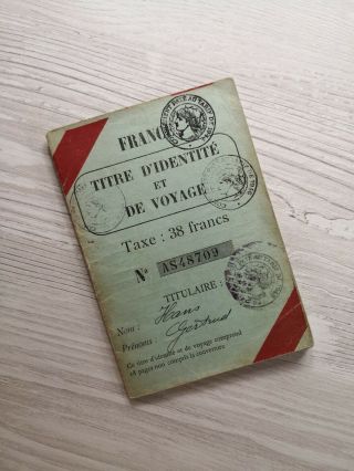 Post - Ww2 French 1949 - 1950 Passport Travel Permit Amg $2 Revenues Given At Paris