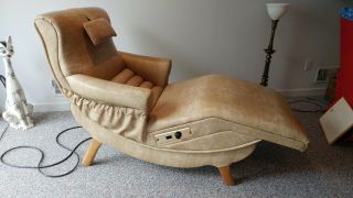 Contour Chair - Lounge Lounger Massage Vibrates Power - Slide - Elevate Legs