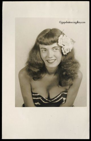 Bunny Yeager Early Pin - Up Photograph Sepia Self Portrait From Her Estate Nr Rare